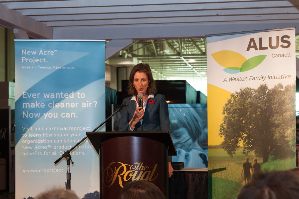 Tamara Rebanks, Director of The W. Garfield Weston Foundation, announces a $5 million grant to ALUS Canada at a national press conference on November 4, 2016, officially launching ALUS Canada, A Weston Family Initiative. 