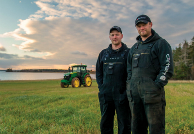 Meet the Farmboys : Bryan and Kyle Maynard