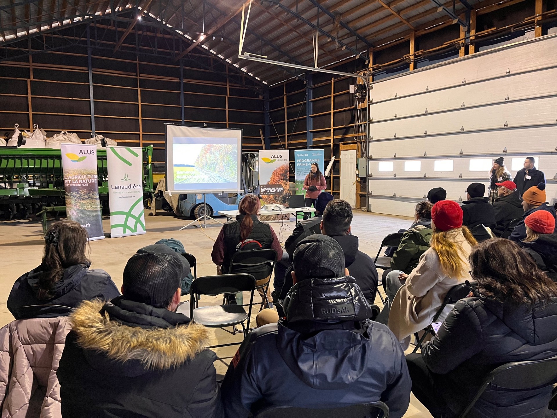 Jennifer Loschiavo giving a presentation at Ferme Briho-Bel in St-Jacques. 